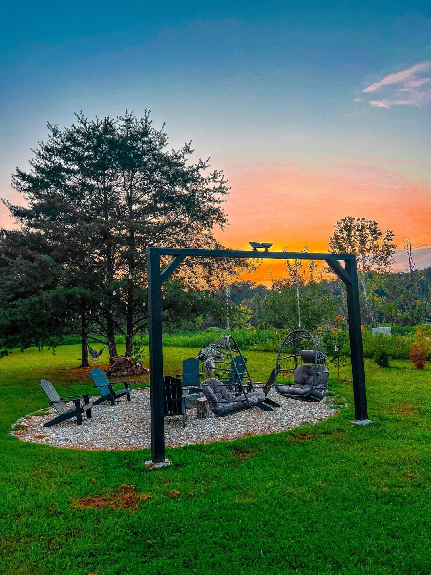 Southern Charm 3Br Fire Pit Pool Table 7Beds Сев'єрвілл Екстер'єр фото